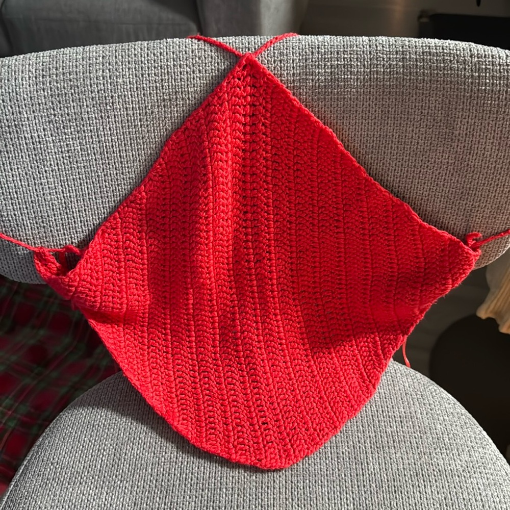 Red Knit Cropped tank top